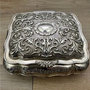 Vintage Godinger Silverplate Victorian Jewelry Box – Red Velvet Lined